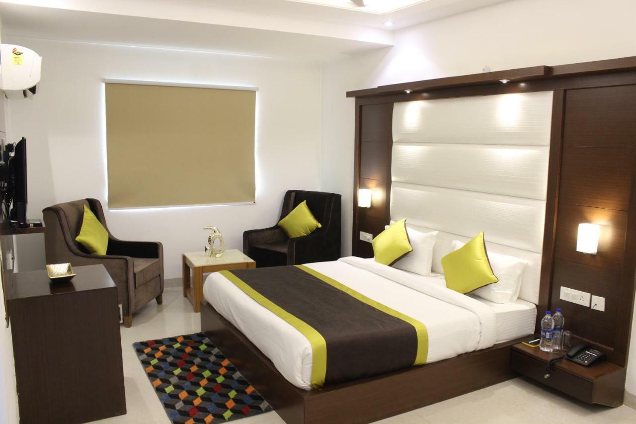 Hotel Star By Star Group- Near Delhi Airport New Delhi Ngoại thất bức ảnh