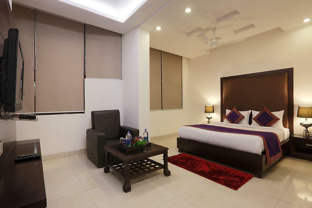 Hotel Star By Star Group- Near Delhi Airport New Delhi Ngoại thất bức ảnh